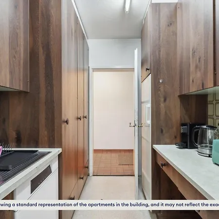 15-min To Center: Cozy