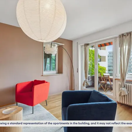 Apartment 15-min To Center: Cozy *