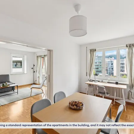 15-min To Center: Cozy Apartment *