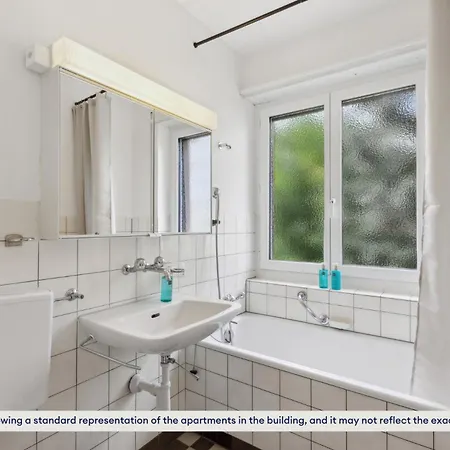 15-min To Center: Cozy Zürich