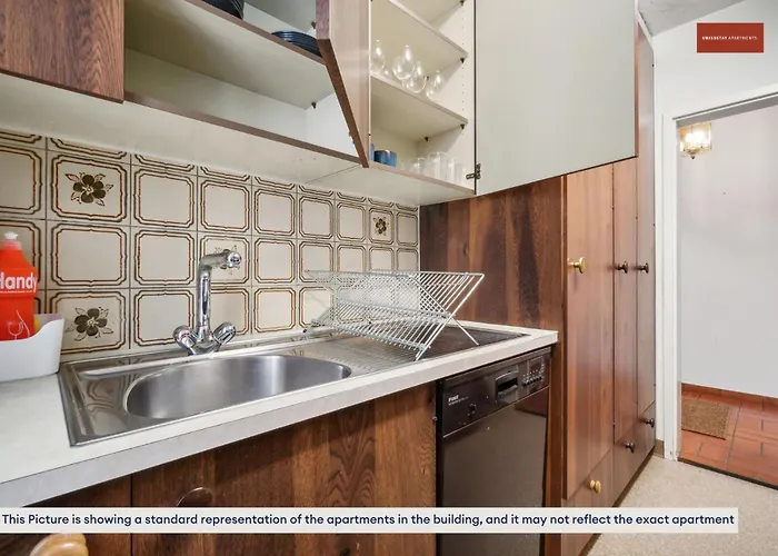 아파트 15-min To Center: Cozy