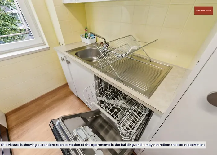 15-min To Center: Cozy アパート *