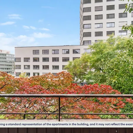 15-min To Center: Cozy