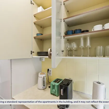 15-min To Center: Cozy *