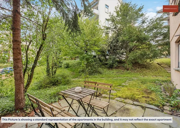 15-min To Center: Cozy